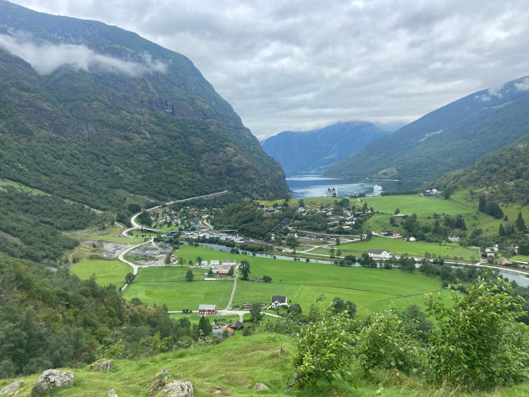 Brekke Apartments Flåm Buitenkant foto